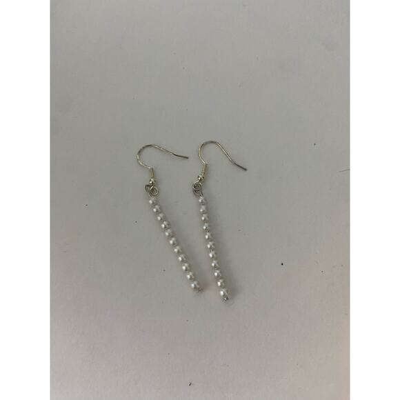 little white bead earrings - Picture 4 of 4